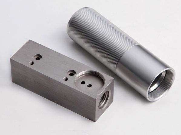 工業鋁型材深加工 cnc加工鋁型材 銑切、打孔、攻絲